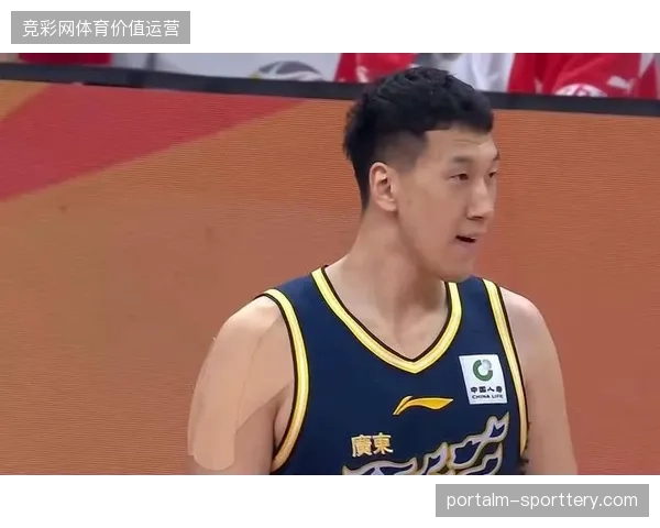 广东队射手杜润旺成功接受肩部手术,预计将缺席新赛季第一阶段 广东队射手杜润旺成功接受肩部手术,预计将缺席新赛季第一阶段